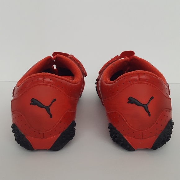 puma mostro red